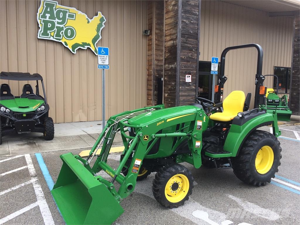 John Deere 2032R 小型曳引機