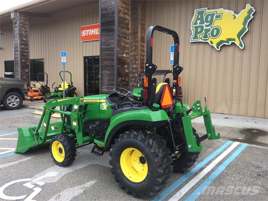 John Deere 2032R 小型曳引機