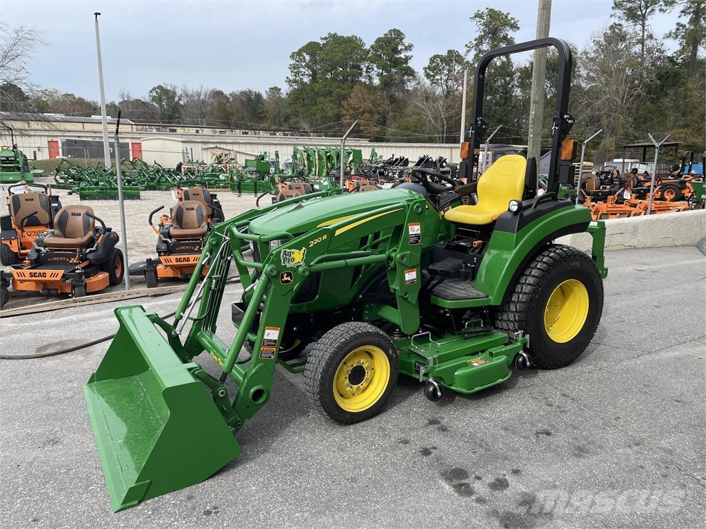 John Deere 2032R 小型曳引機