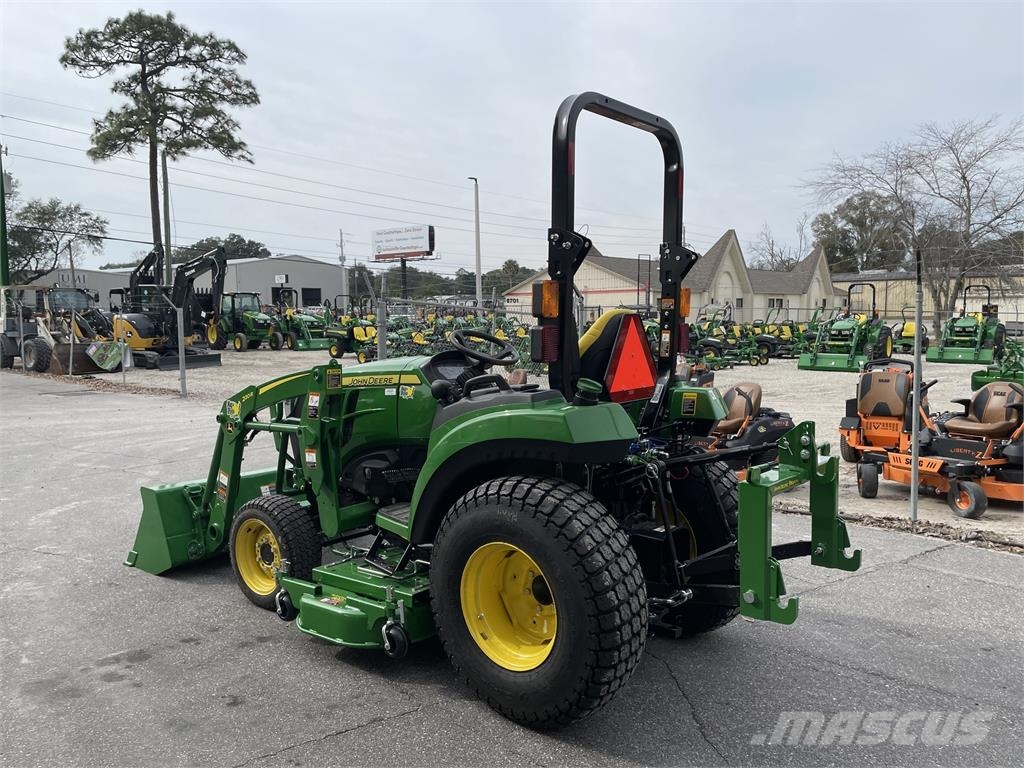 John Deere 2032R 小型曳引機
