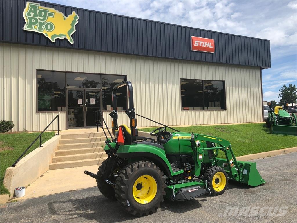 John Deere 2032R Compact tractors