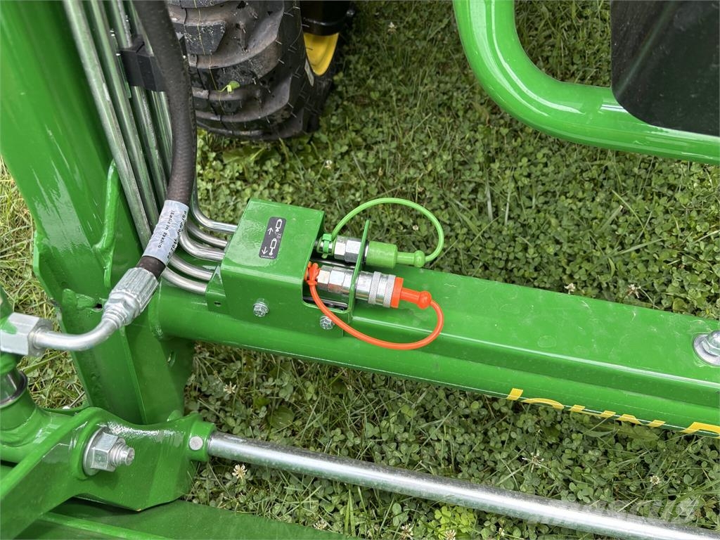 John Deere 2038R Tractores compactos