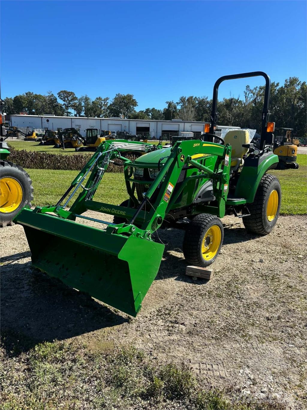 John Deere 2038R Manjši traktorji