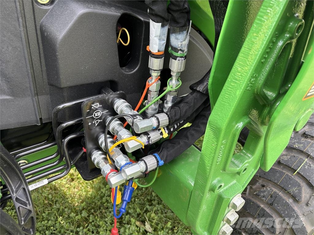 John Deere 2038R Tractores compactos