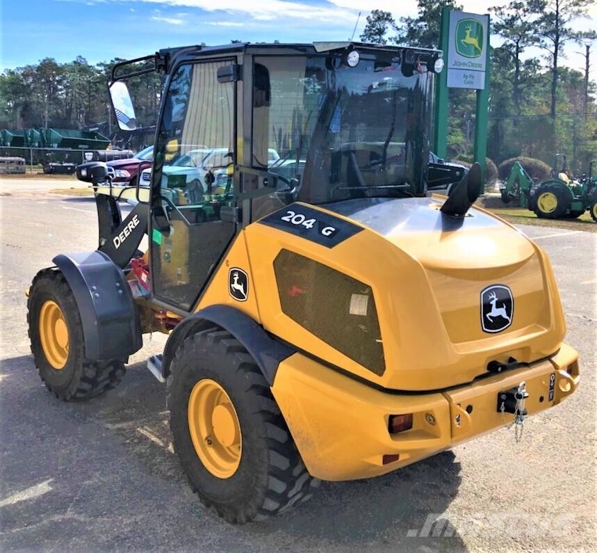 John Deere 204 G Мини товарачи