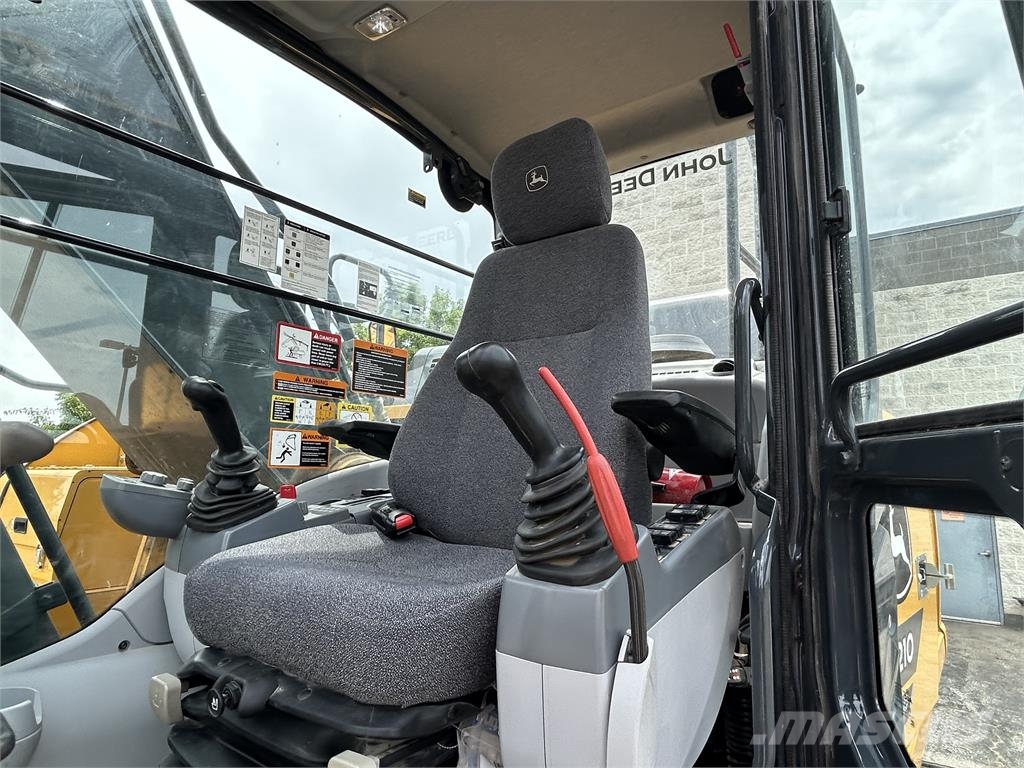 John Deere 210 P Bageri guseničari