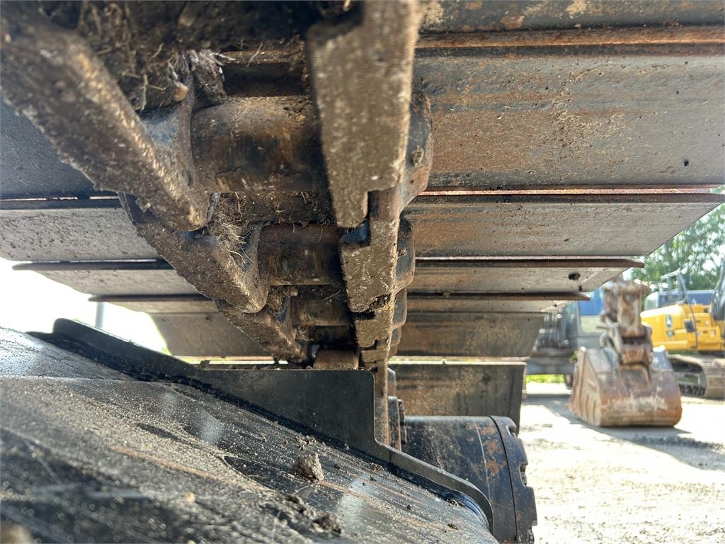 John Deere 210 P Bageri guseničari