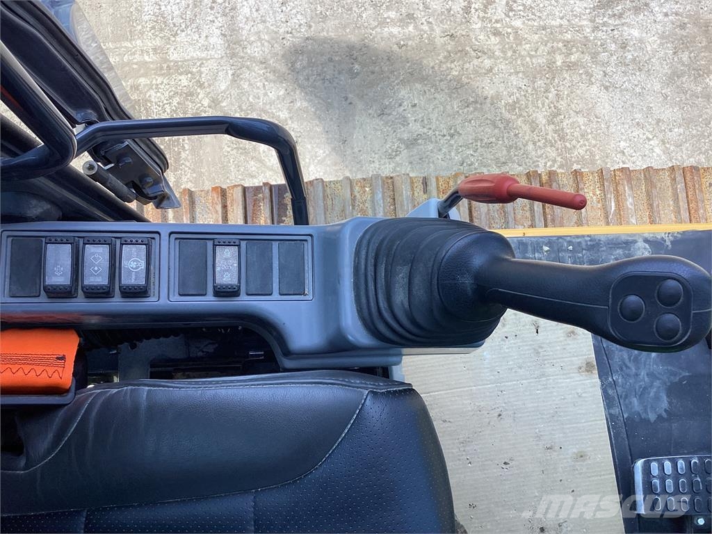 John Deere 210 P Crawler excavators
