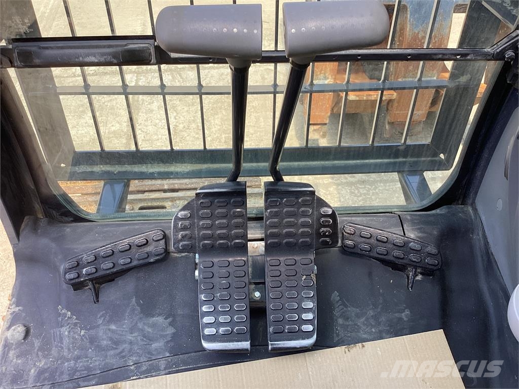 John Deere 210 P Crawler excavators
