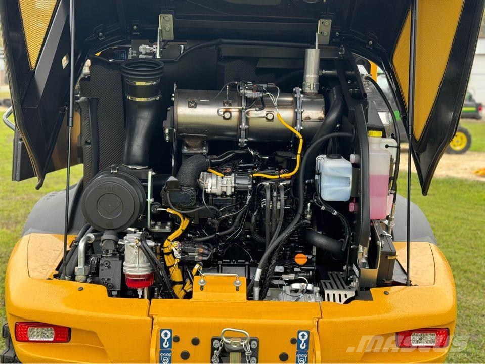 John Deere 244 P Minicargadoras
