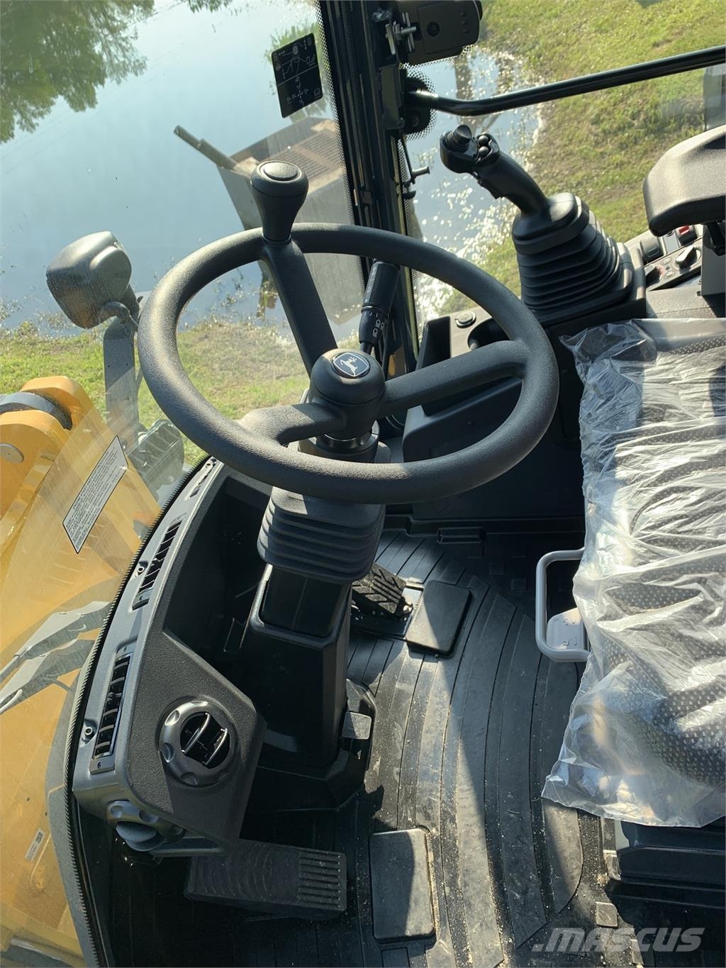John Deere 244 P Minicargadoras
