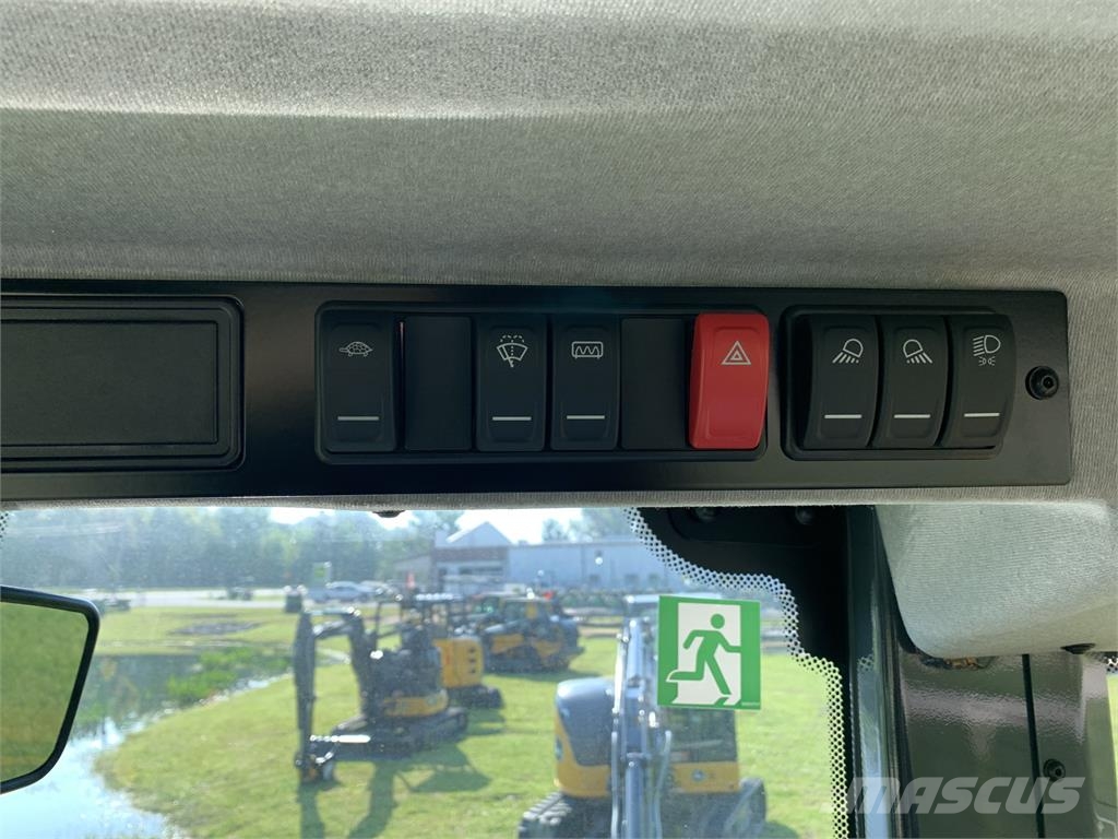 John Deere 244 P Minicargadoras
