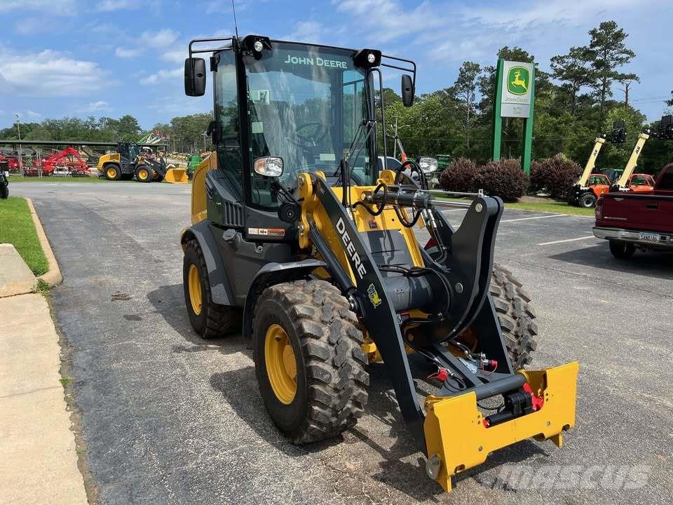 John Deere 244 P Mini loaders