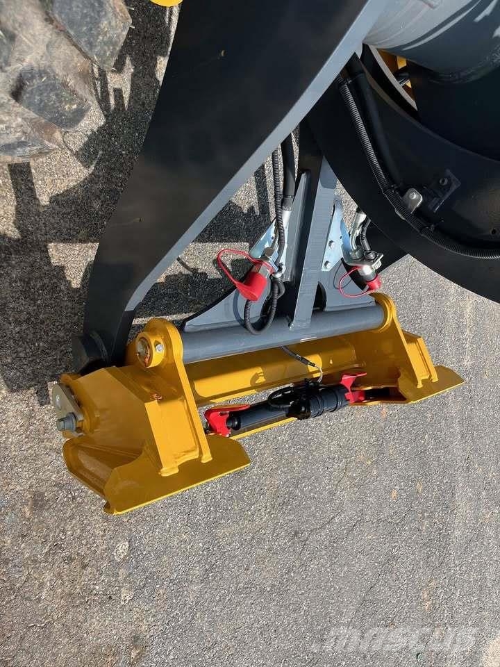 John Deere 244 P Mini loaders