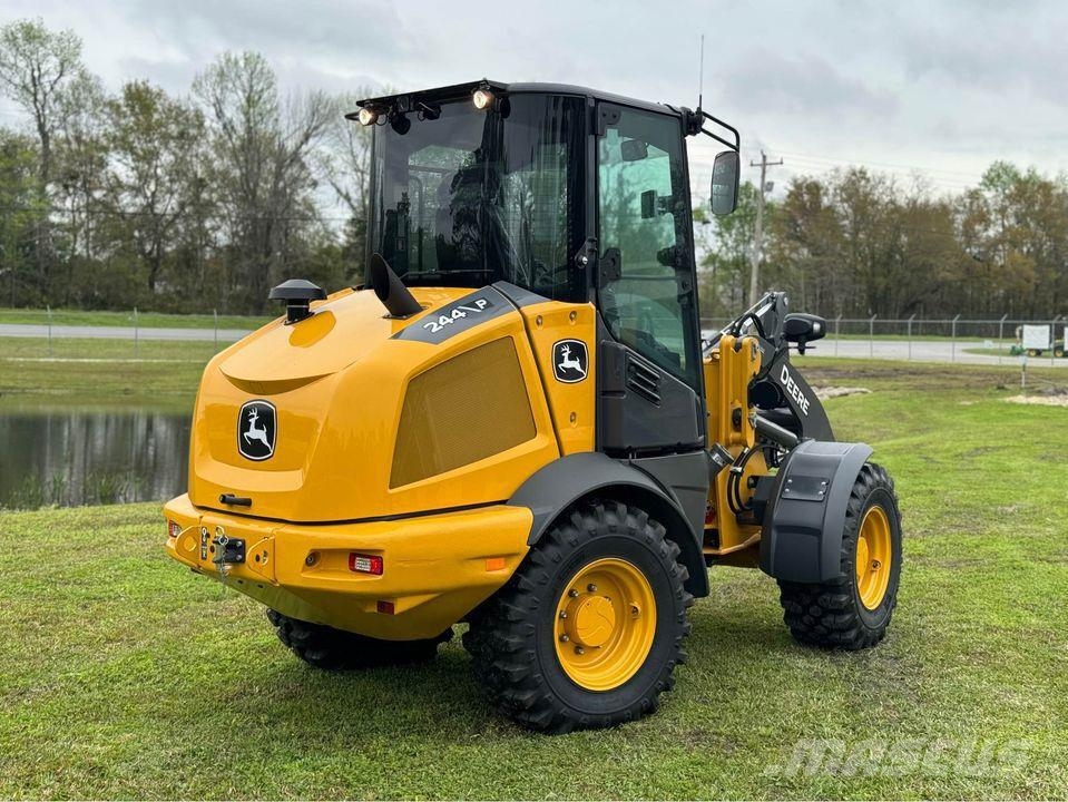 John Deere 244 P Minicargadoras
