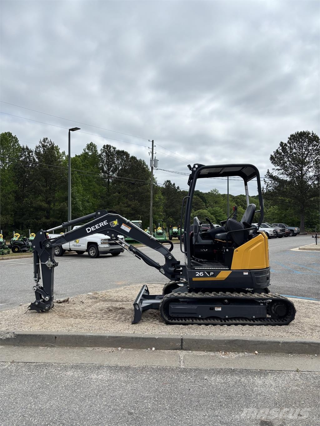 John Deere 26 P Minigraafmachines < 7t