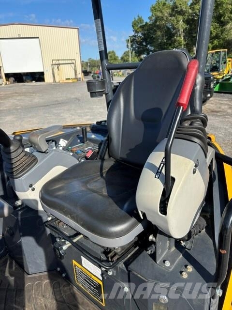 John Deere 26 P Εκσκαφάκι (διαβολάκι) < 7t