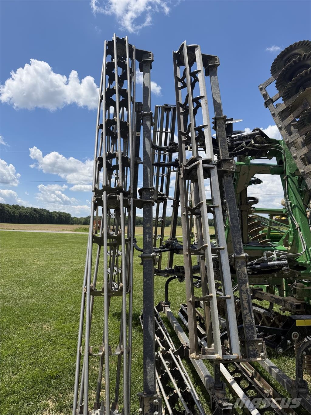 John Deere 2660VT 其他耕种机械和配件