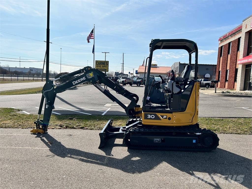 John Deere 30 P Minigravere <7t
