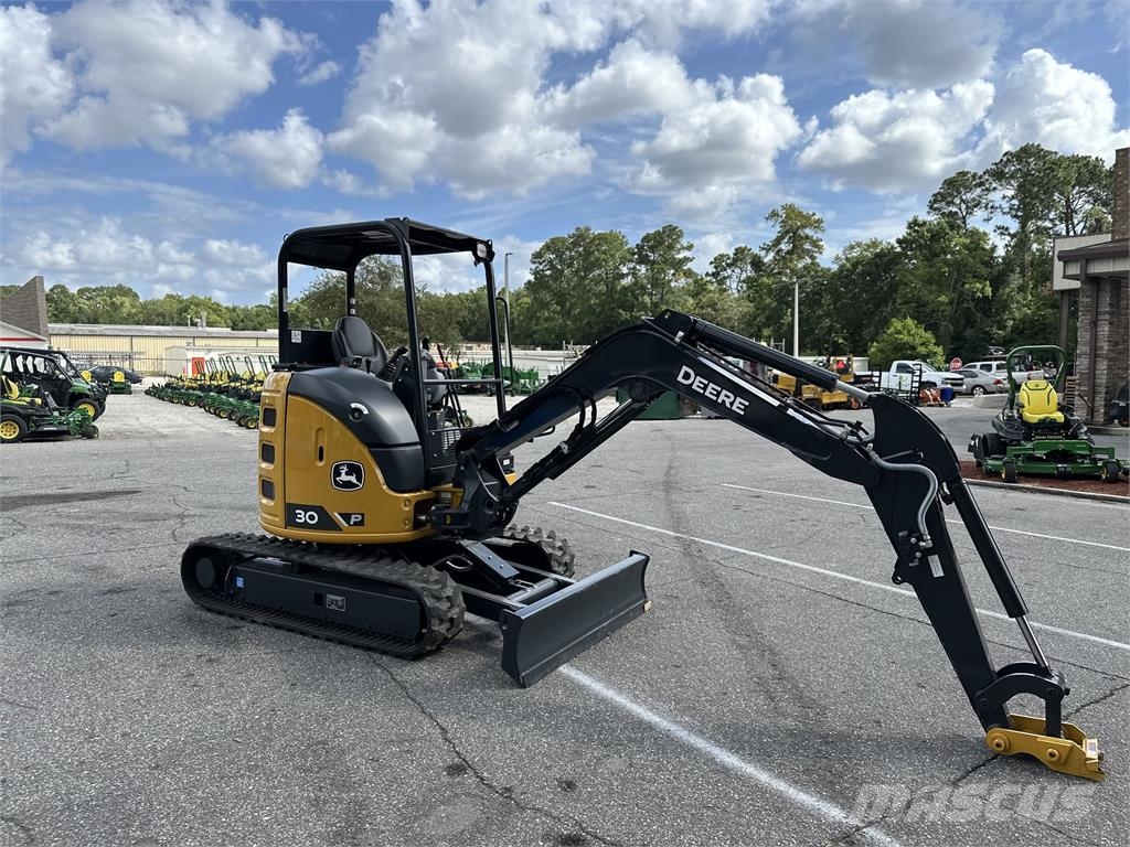 John Deere 30 P Minigravere <7t