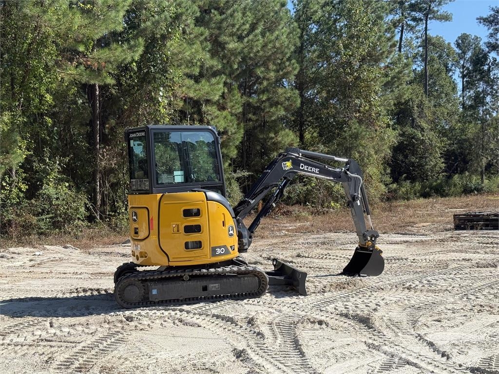 John Deere 30 P Minigravere <7t