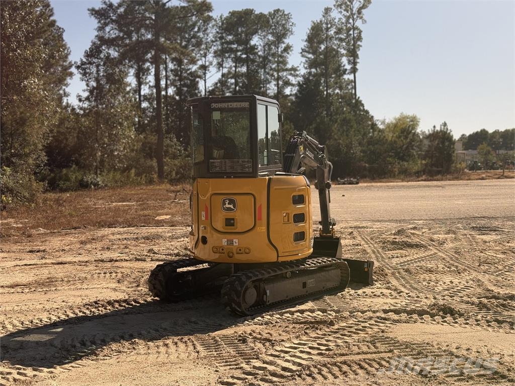 John Deere 30 P Minigravere <7t