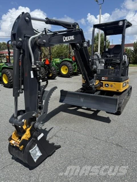 John Deere 30 P Mini rýpadla < 7t