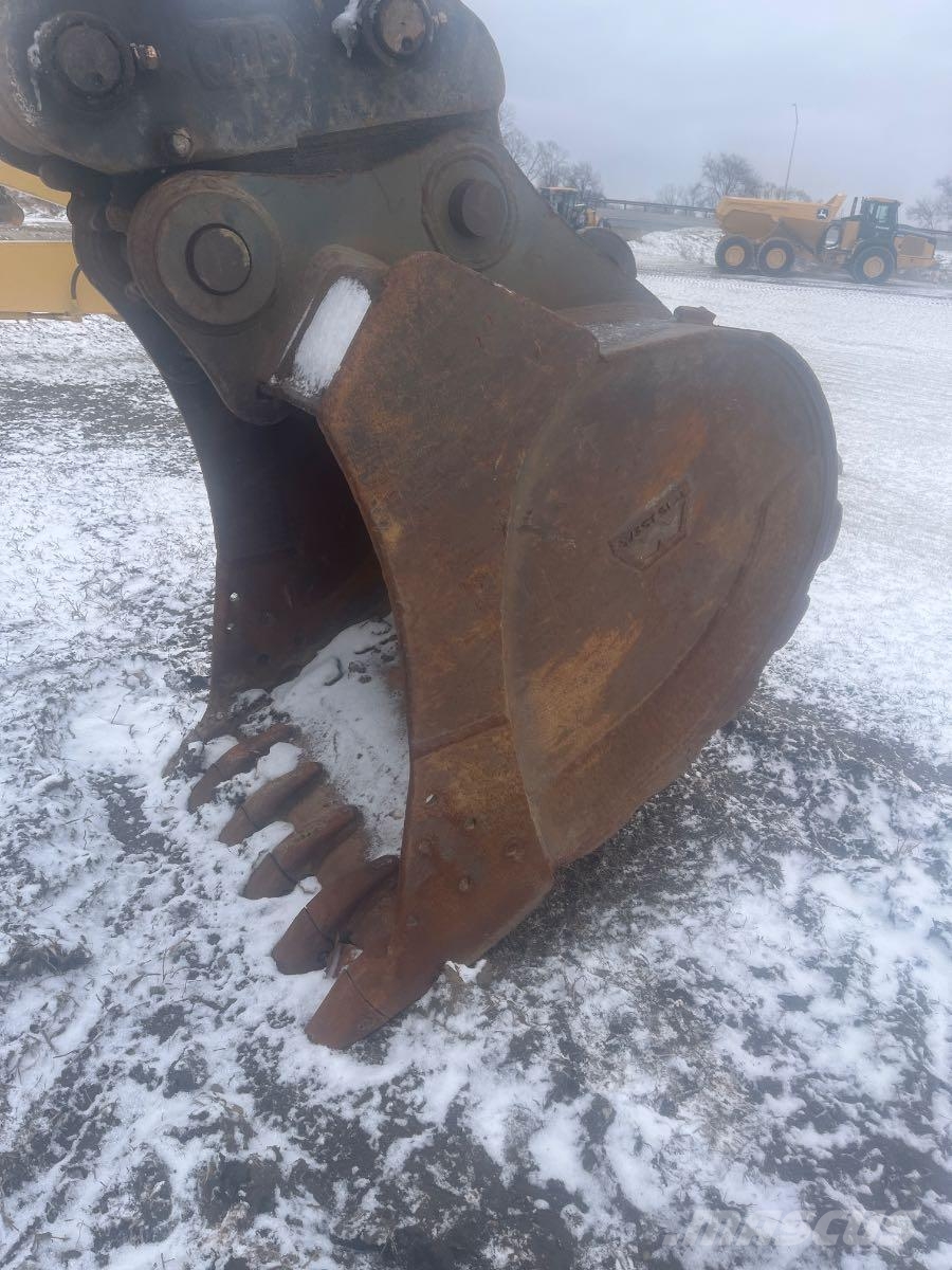 John Deere 300G LC حفارات زحافة