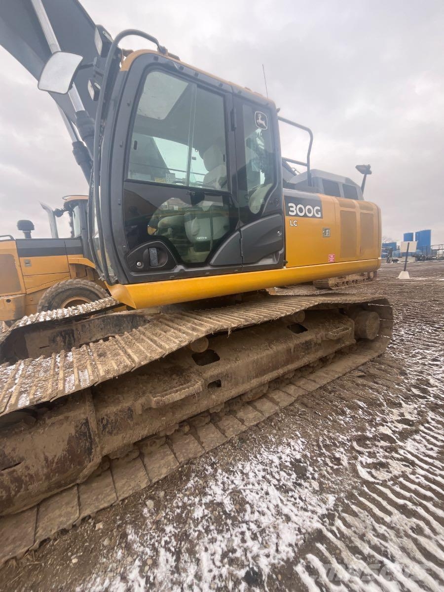 John Deere 300G LC حفارات زحافة