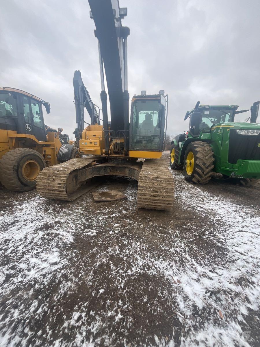 John Deere 300G LC حفارات زحافة