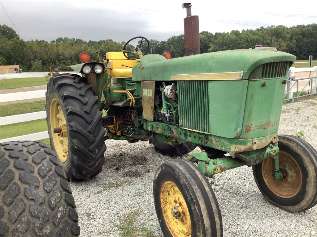 John Deere 3020 Самохідні газонокосарки