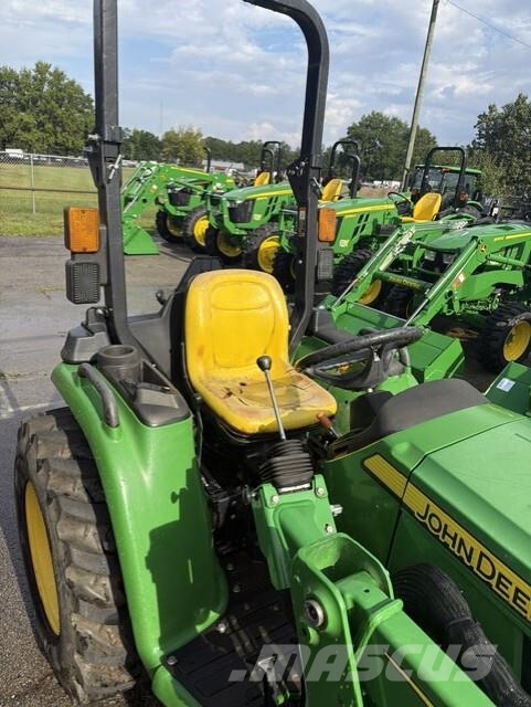 John Deere 3025E جرارات مدمجة