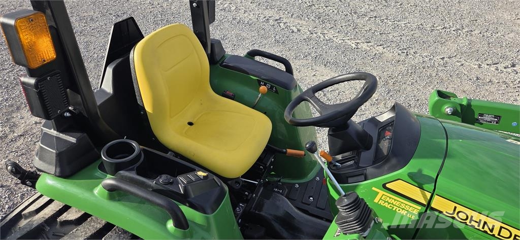 John Deere 3025E 小型曳引機