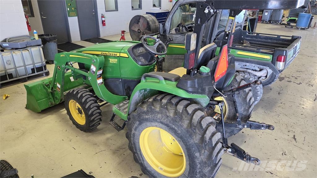 John Deere 3025E Manji traktori