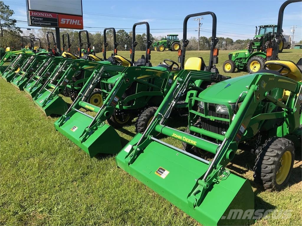 John Deere 3025E Naudoti kompaktiški traktoriai