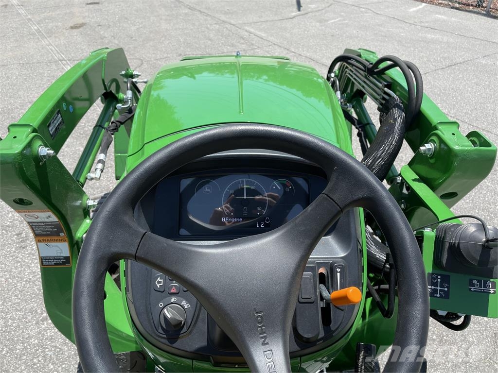 John Deere 3025E Taajamatraktorit