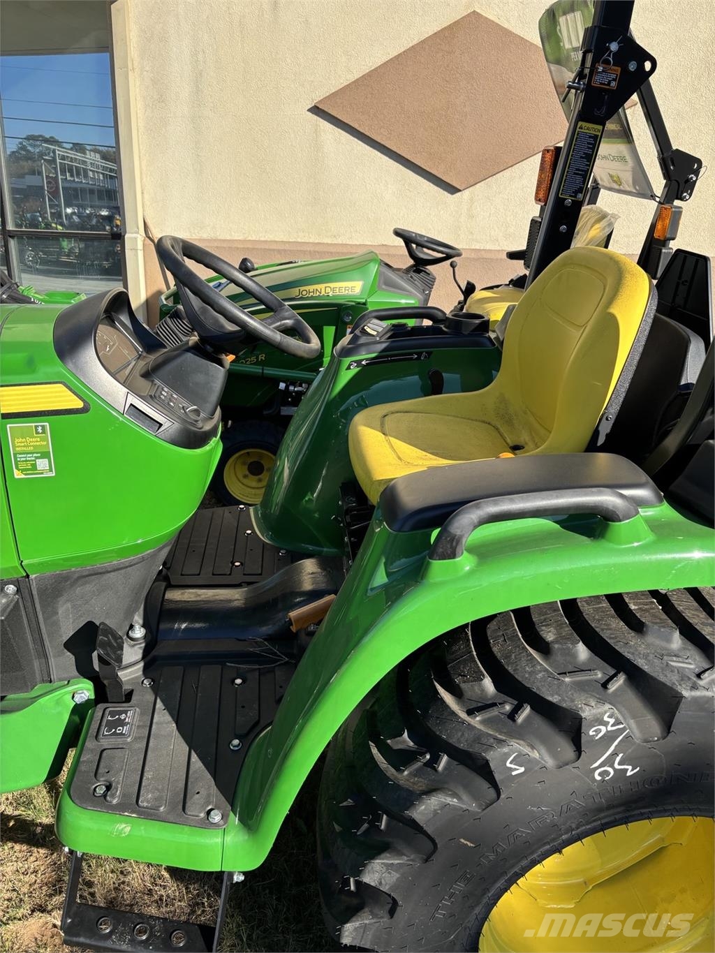 John Deere 3032E 소형 트랙터