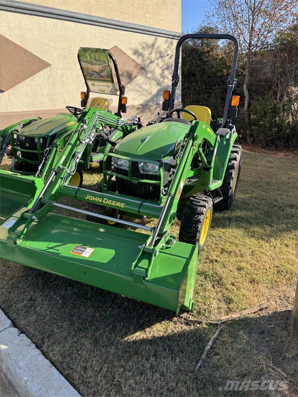 John Deere 3032E 소형 트랙터