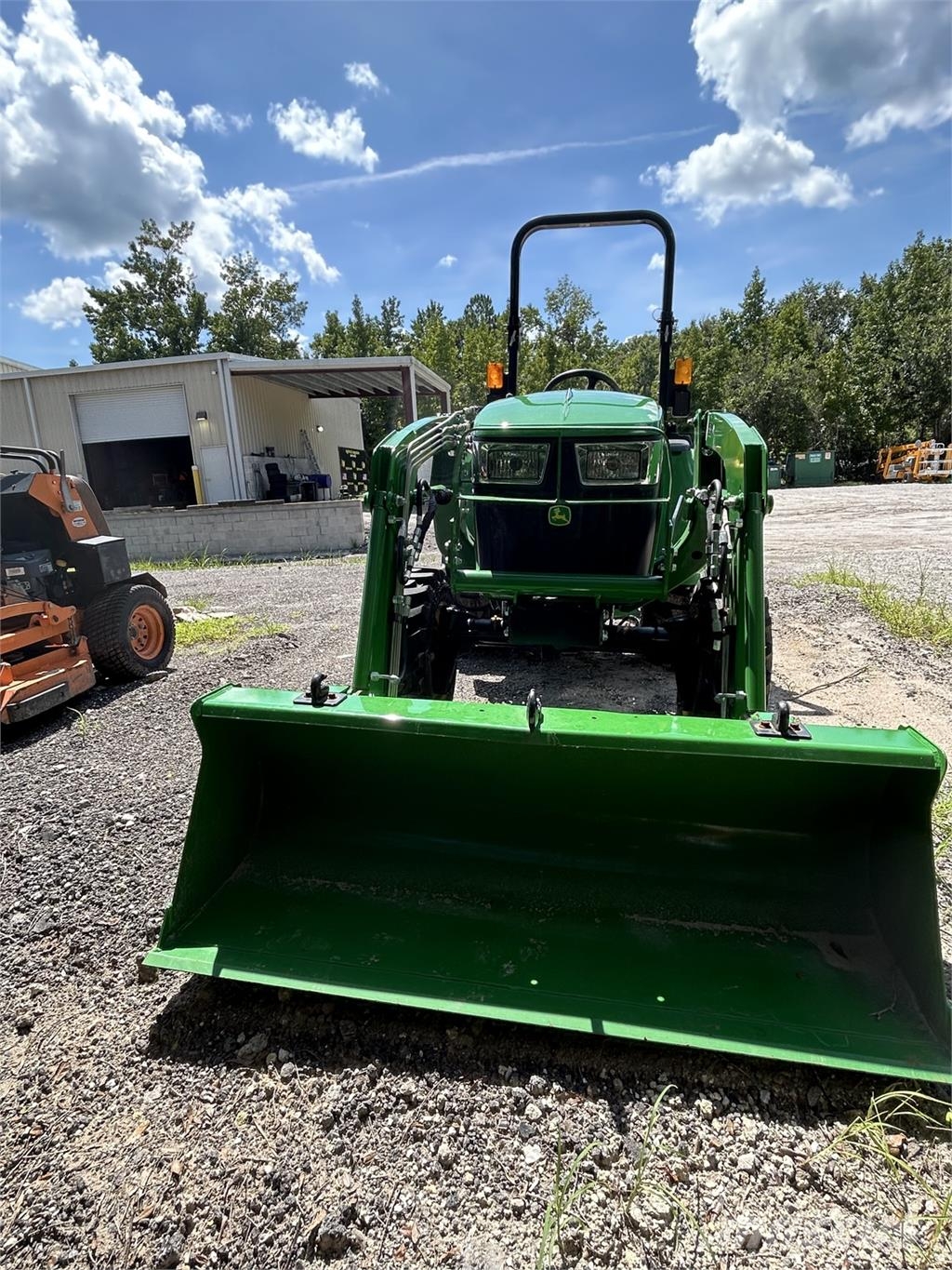 John Deere 3032E Tractores compactos