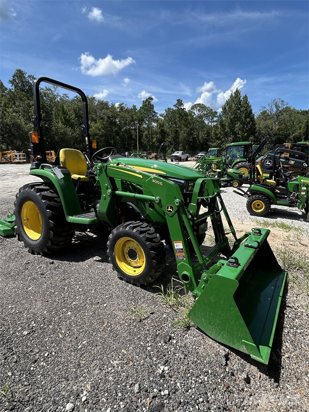 John Deere 3032E Tractores compactos