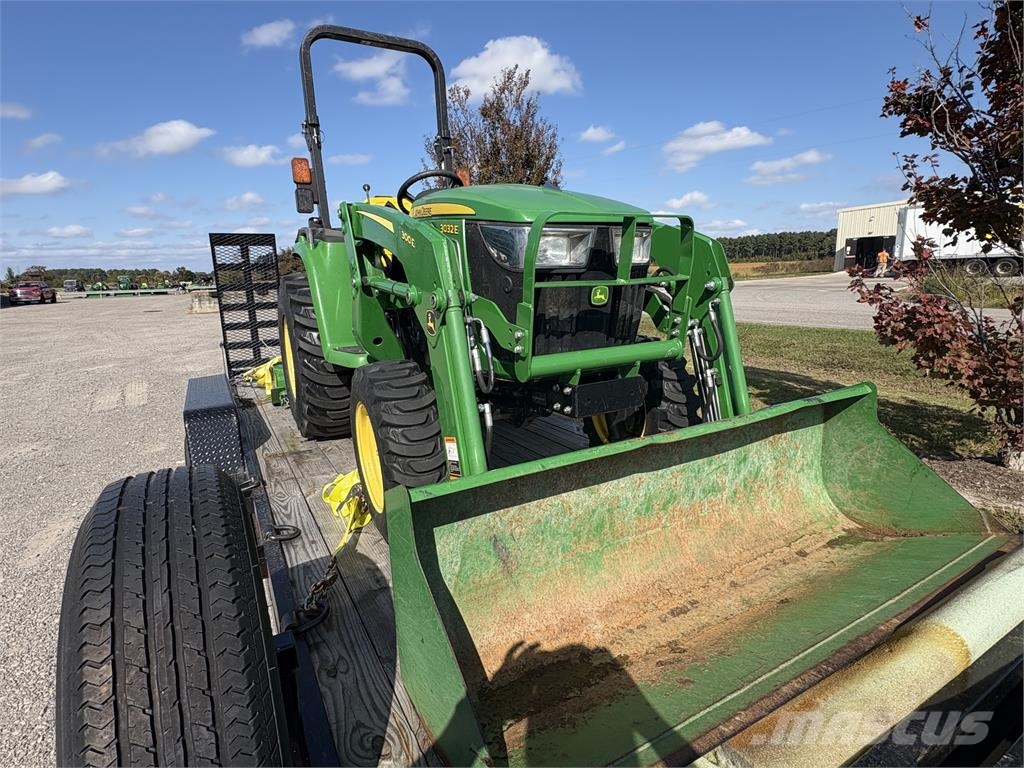 John Deere 3032E Tratores compactos