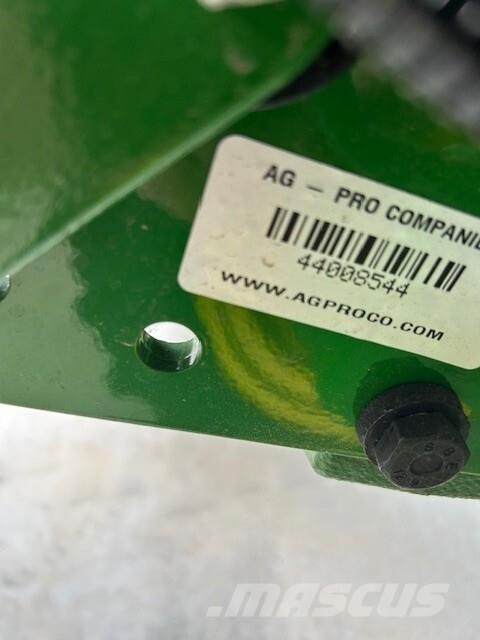 John Deere 3033R 소형 트랙터