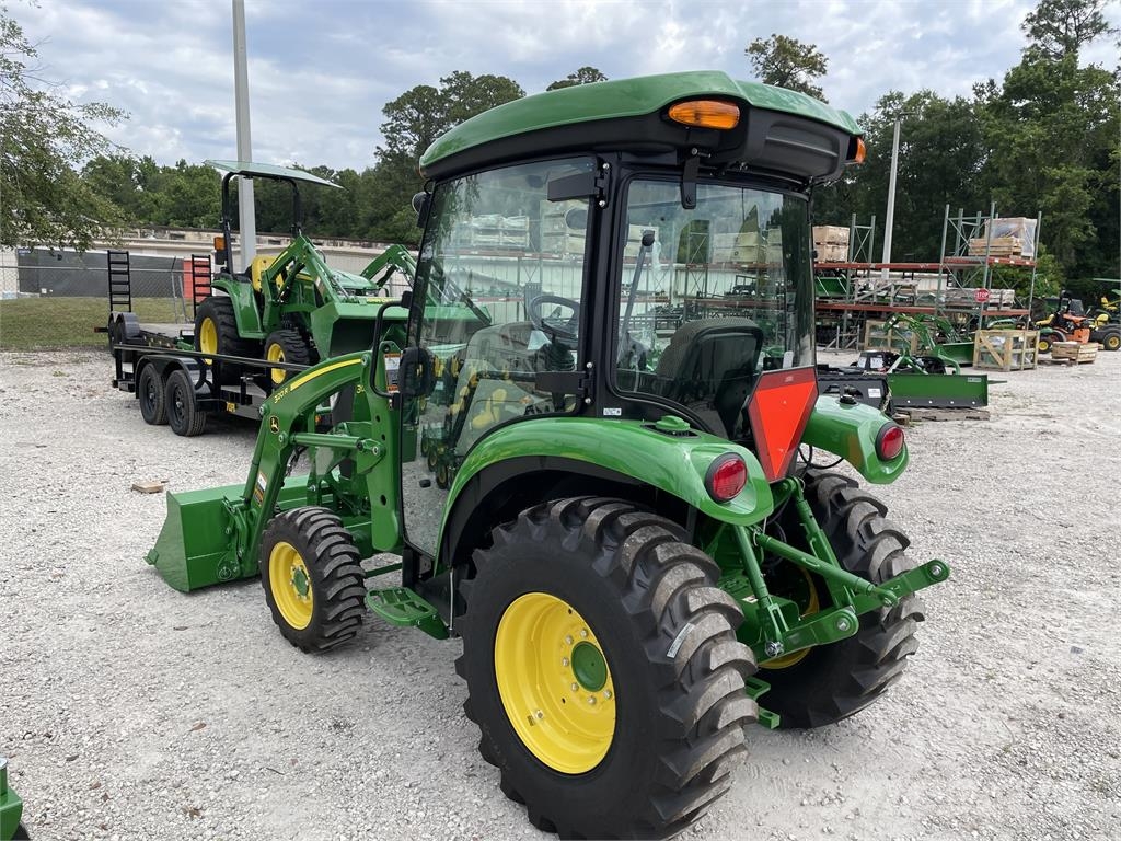 John Deere 3033R Kompakt traktorok