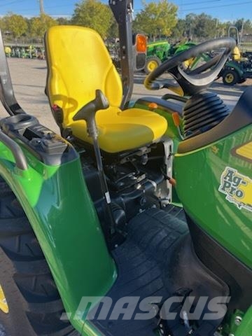 John Deere 3033R Kompakt traktorok