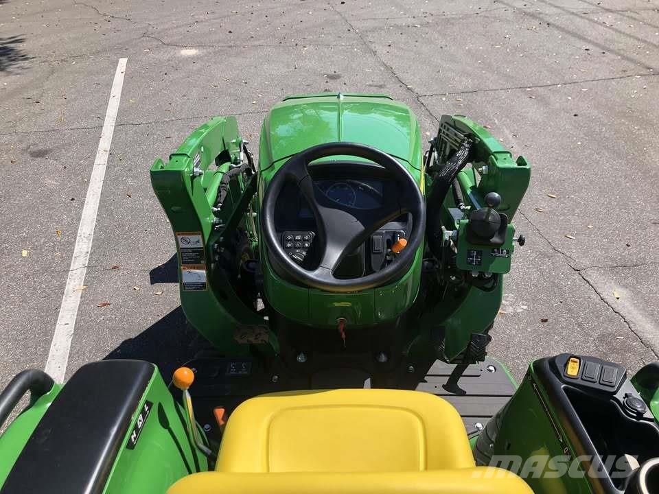 John Deere 3038E 소형 트랙터