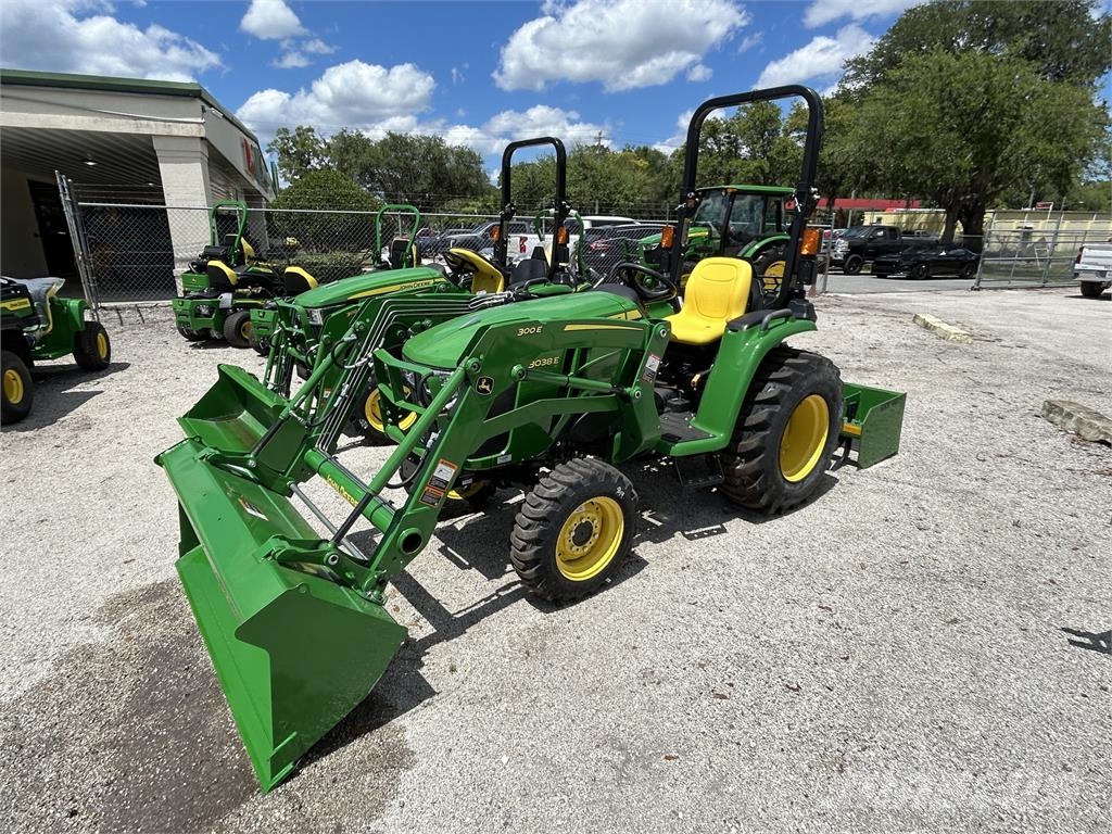 John Deere 3038E 소형 트랙터