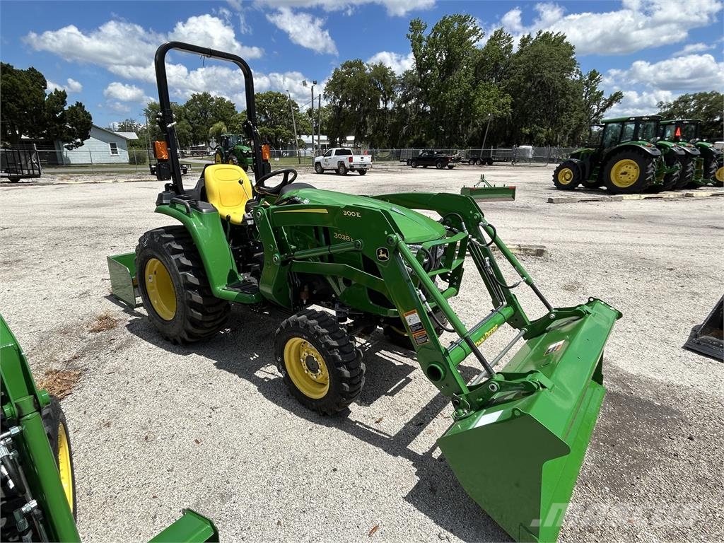 John Deere 3038E 소형 트랙터