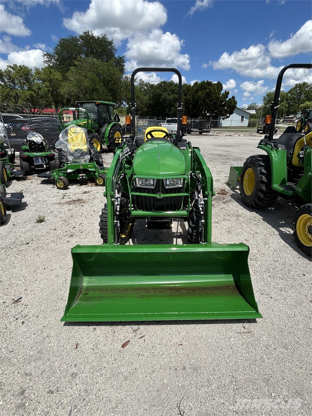 John Deere 3038E 소형 트랙터