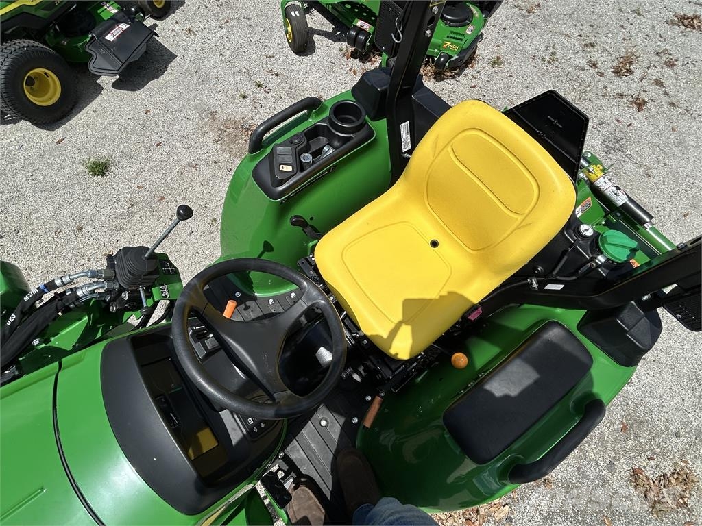 John Deere 3038E 소형 트랙터