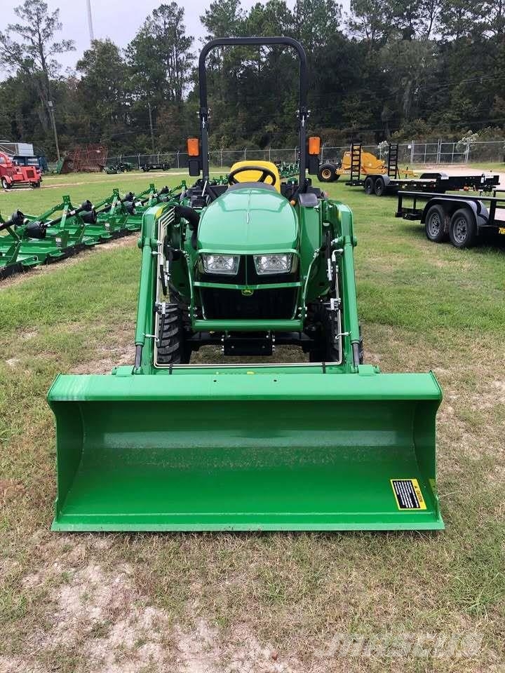 John Deere 3038E 소형 트랙터